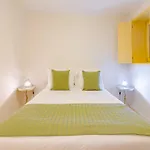 Charming 1-Bedroom Apartment In Porto