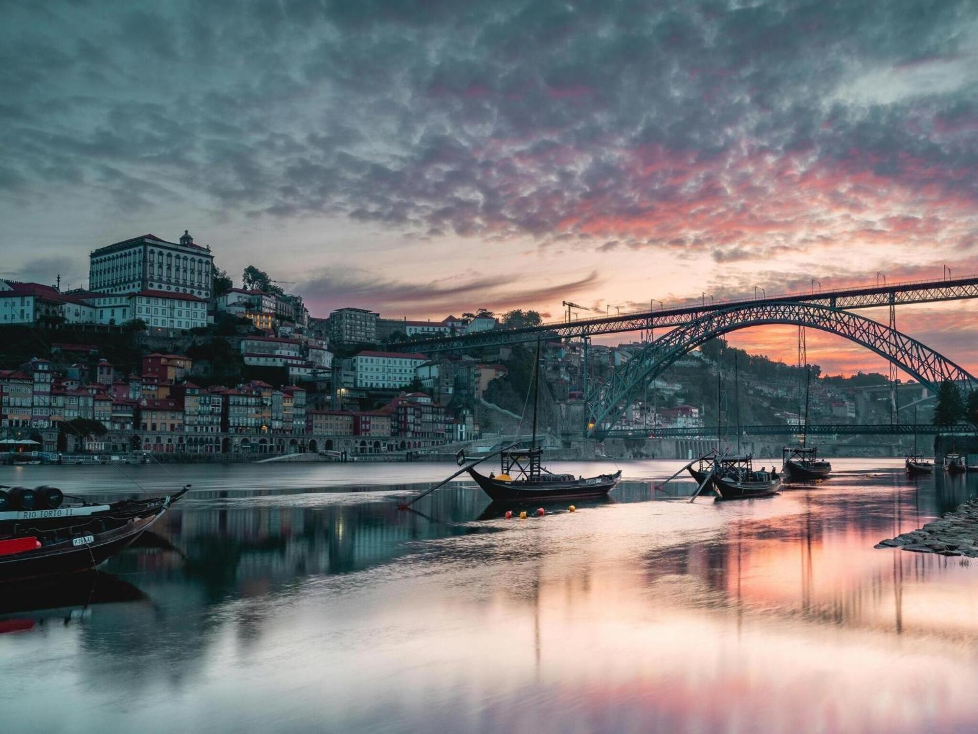Charming 1-bedroom In Apartamento Porto